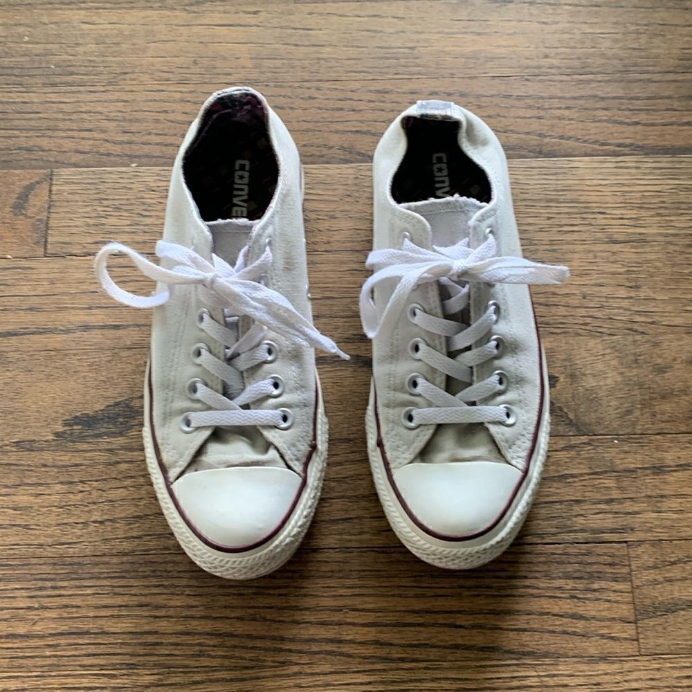 Converse All Stars beige with plaid trim lace up sneakers woman’s size 7.5